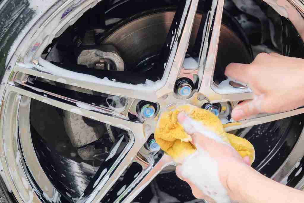 how to clean alloy wheels